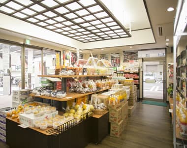 新鮮な愛媛の農産物が買える駅前産直ショップ